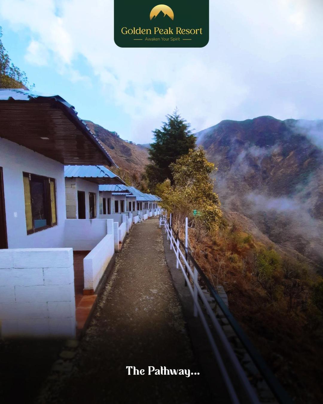 Golden Peak Resort Lakhwār Exterior foto